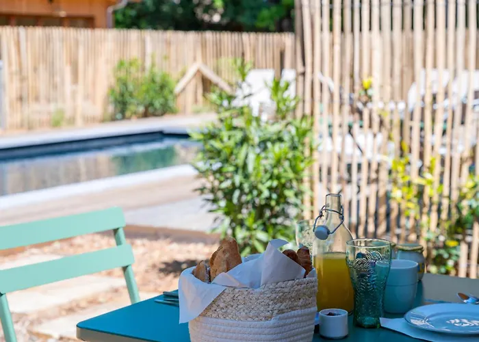 Evasion Bassin La Regate D'hotes 3*